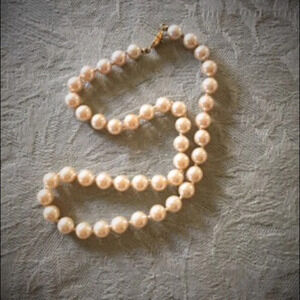 Faux Vintage Pearl Monet Necklace